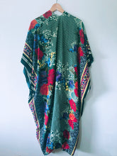 Load image into Gallery viewer, Stripe x Floral Moroccan Kimono
