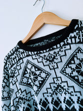Load image into Gallery viewer, Vintage Pour Le Chic Jumper

