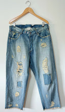Load image into Gallery viewer, Magnolia Pearl Acid Miner Jeans
