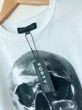 Load image into Gallery viewer, Forty Skull Tee
